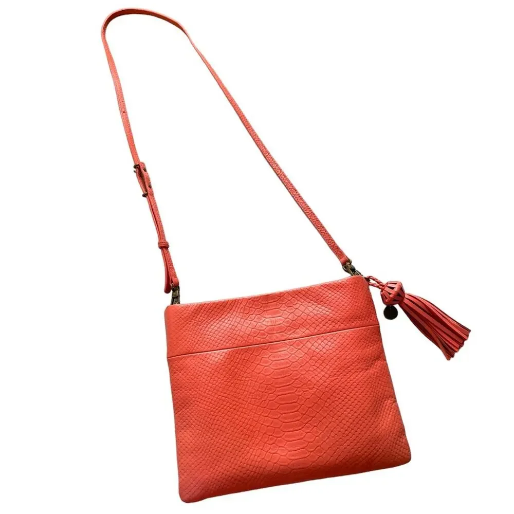 The Sak Coral Crossbody Leather Tassel Purse Croc Embossed Convertible Strap